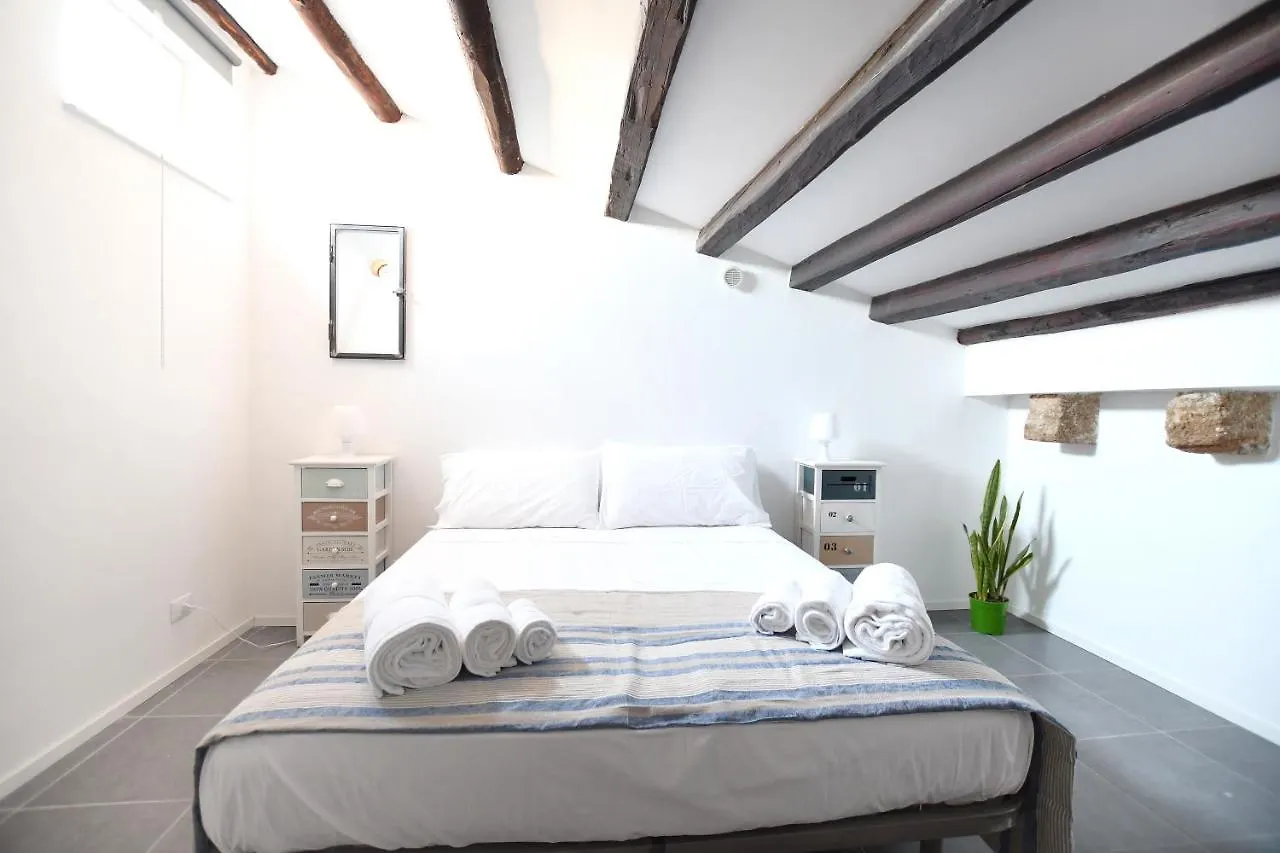 Iflat Residenza Liberta Ai Giardini Del Centro Appartement Palermo