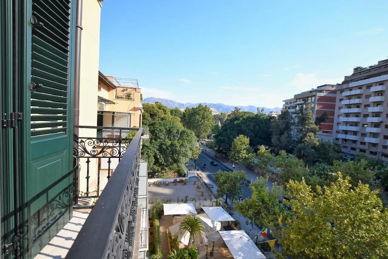 Iflat Residenza Liberta Ai Giardini Del Centro Appartement Palermo Italië